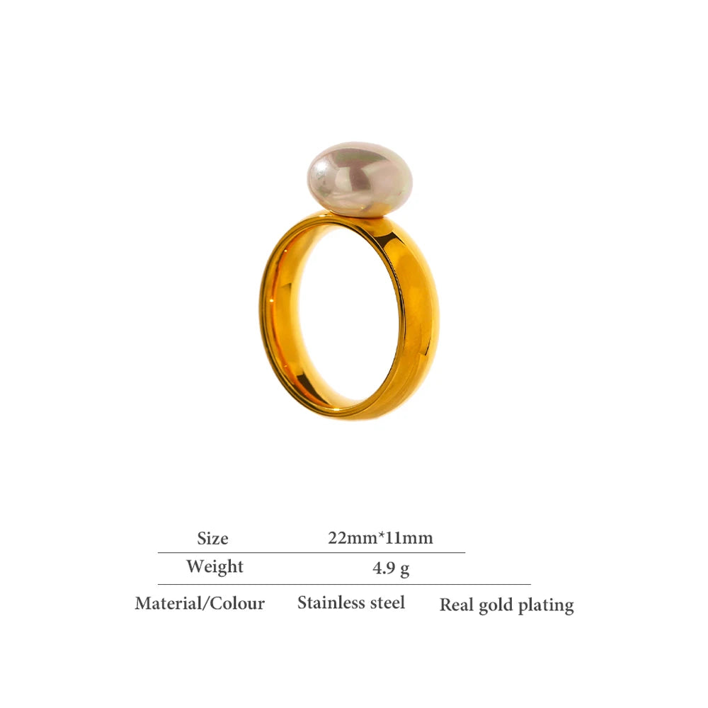 Runway Pearl Ring
