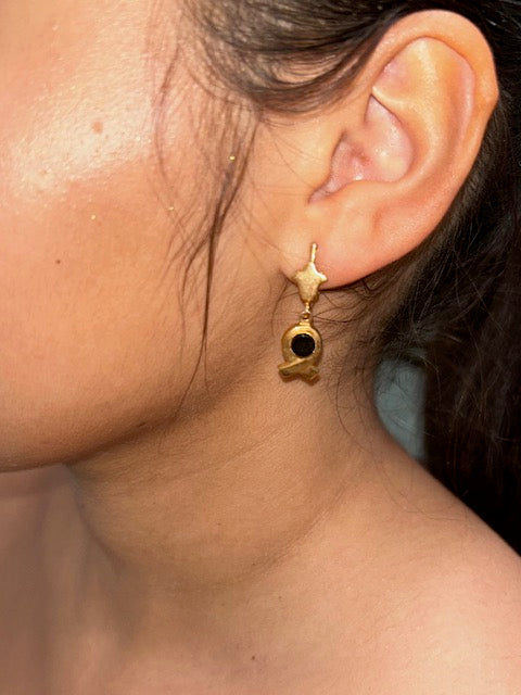 Vintage Noir Bow Drop Clip-On Earring