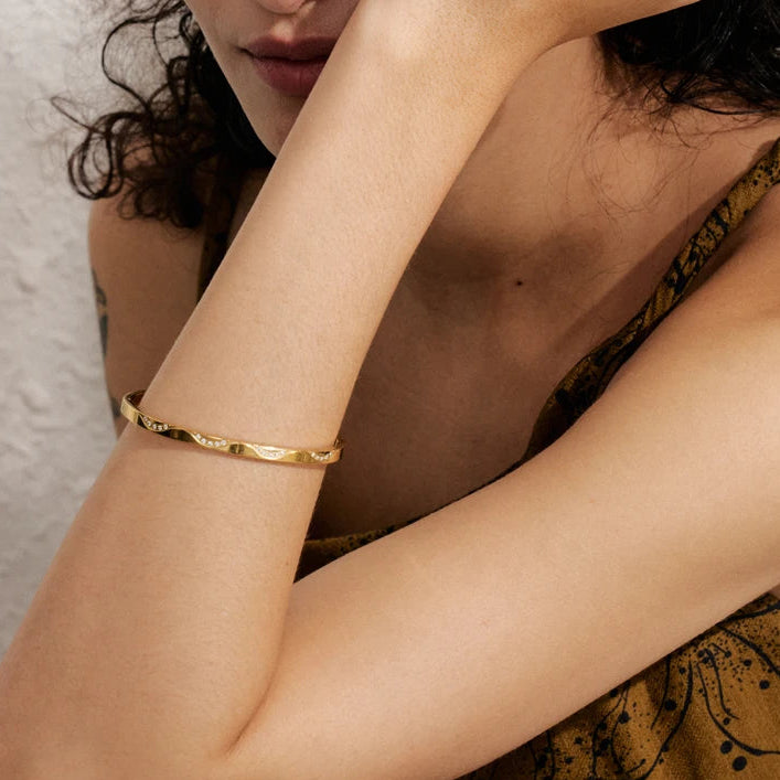 The Sol Bangle