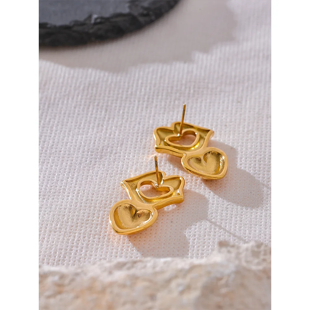 Lip Hollow Heart Earrings