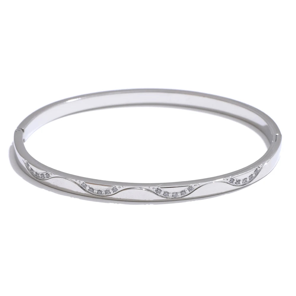 The Sol Bangle