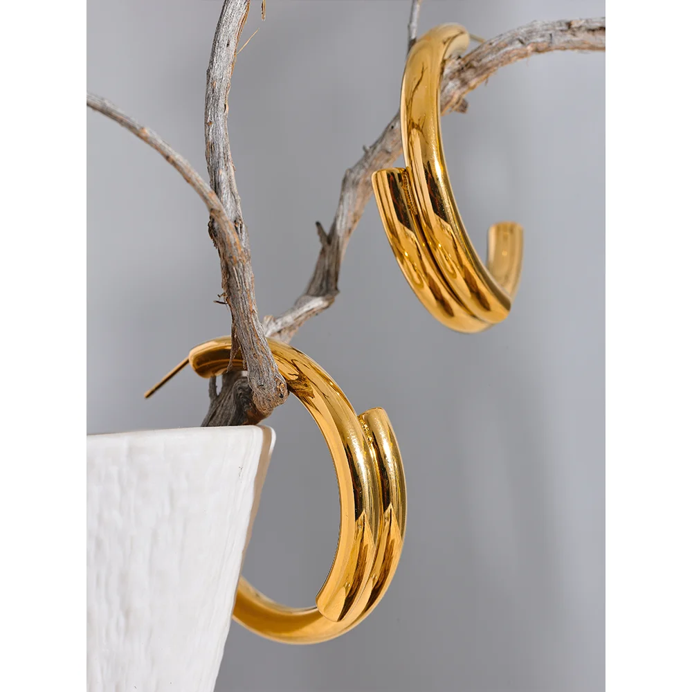 Geometric C Shape Earrings