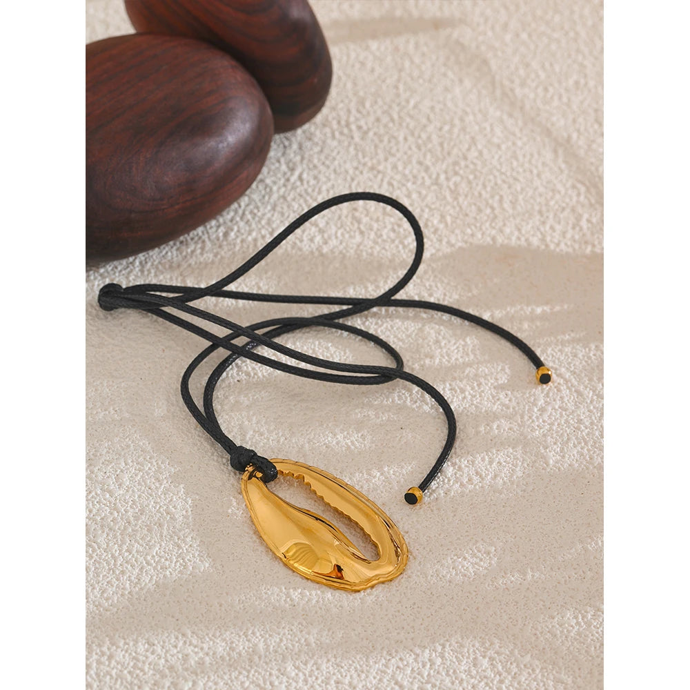 Deeply Rooted Necklace