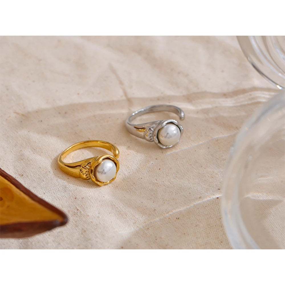 The Editorial Ring
