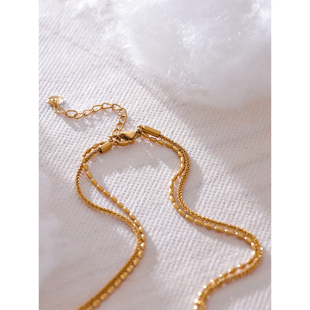 Empower Loop Necklace