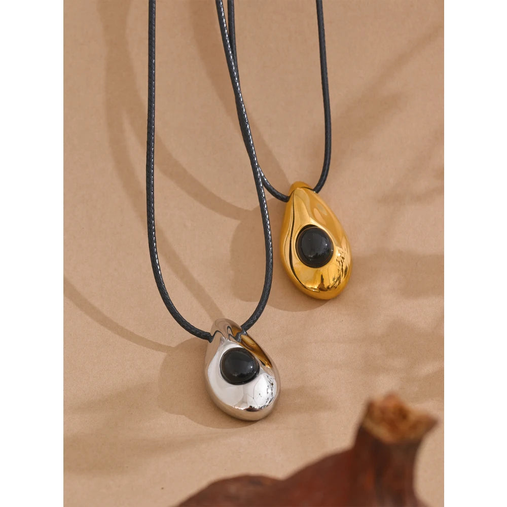 I am Centered Agate Necklace