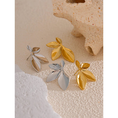 Bright Leaves Flower Stud Earrings